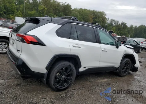 2025 Toyota Rav4 Xse z USA, uszkodzony, nr VIN 2T3E6RFV0SW085352